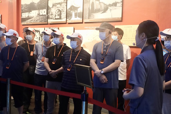 7、参观鄂豫皖苏区首府革命博物馆.jpg 7、参观鄂豫皖苏区首府革命博物馆.jpg