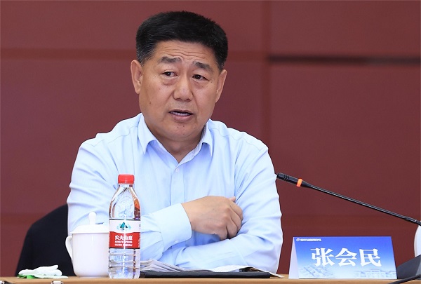 爱游戏体育平台（上海）责任有限公司官网党委书记张会民在会上讲话.JPG