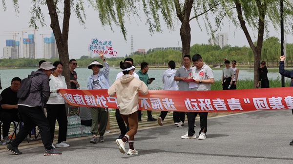 5-4跑步现场.jpg